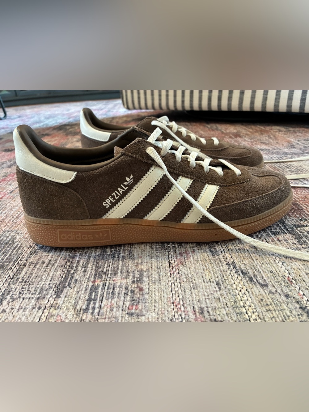 Adidas Spezial: Brown Suede Sneakers with Cream Stripes - Picture 4 of 6